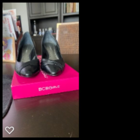BCBGirls Shoes - Black Leather BCBGirls Medium Heels 6.5B